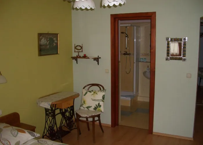 Bundi Kehidakustány